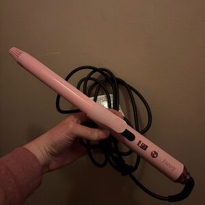 Farery Hair Curling Wand in Pink